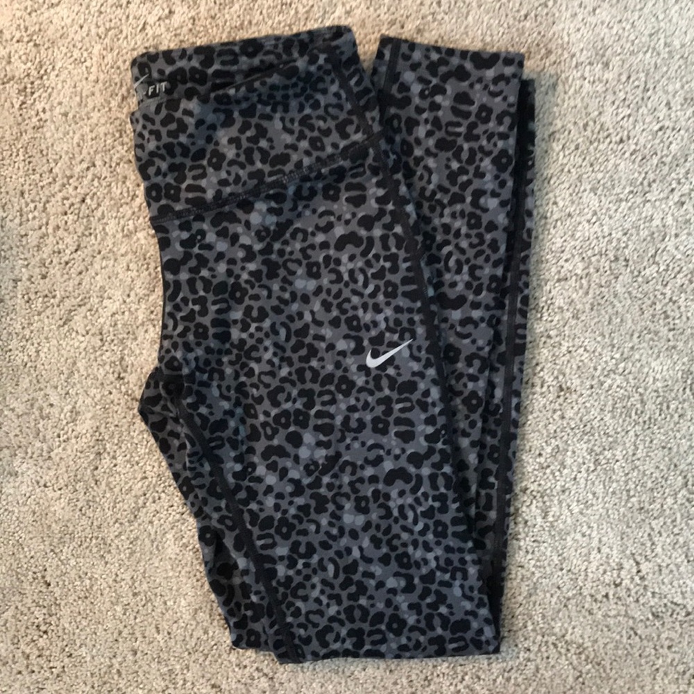 Nike dri-fit leggings